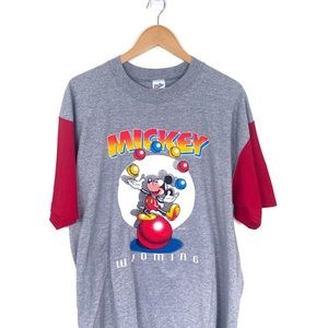 90s Mickey Mouse Wyoming Tourist tee